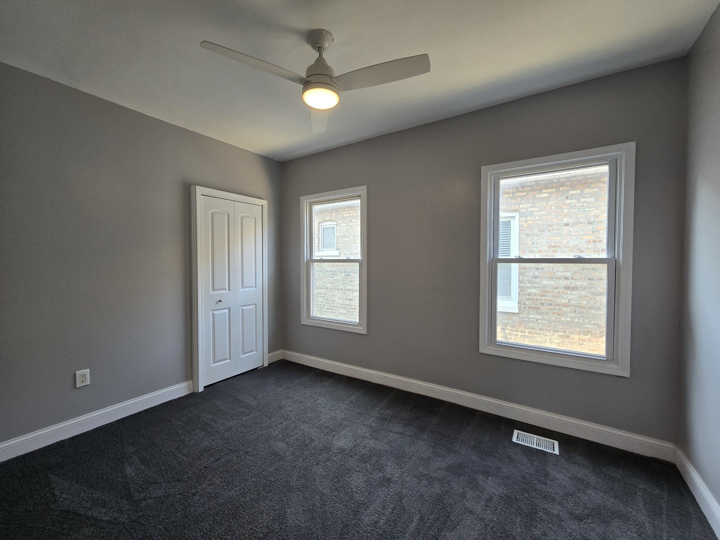 10215 S Emerald Avenue, Chicago, IL 60628