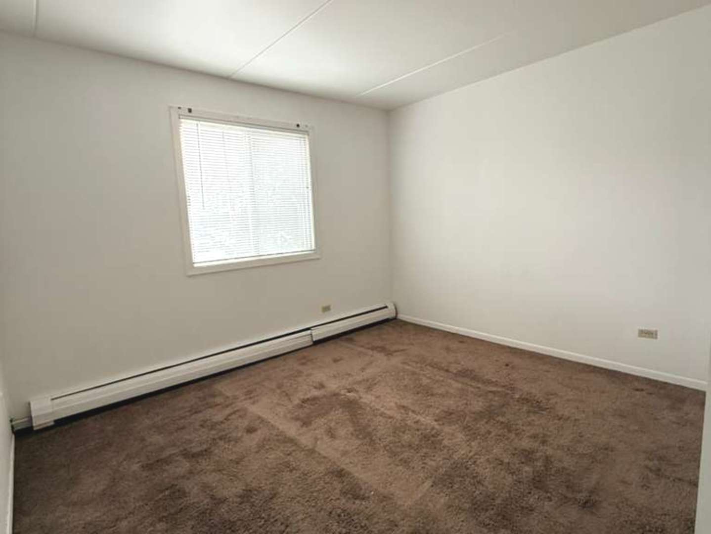 8108 WATERBURY Court #407, Woodridge, IL 60517