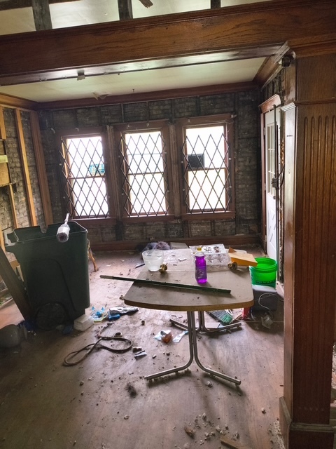 15727 Turlington Avenue, Harvey, IL 60426