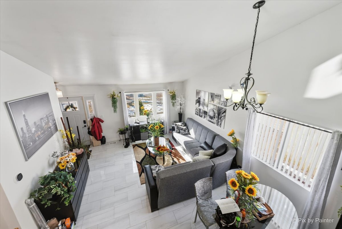 1182 Concord Drive, Elgin, IL 60120