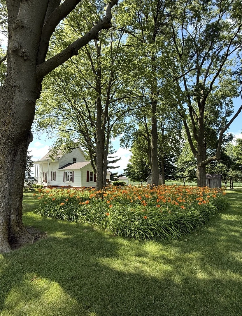 2411 Goldberg Road, Bloomington, IL 61705