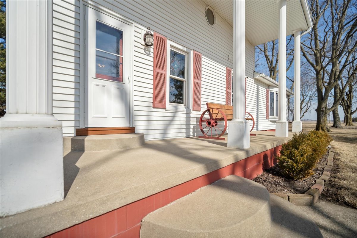 2411 Goldberg Road, Bloomington, IL 61705