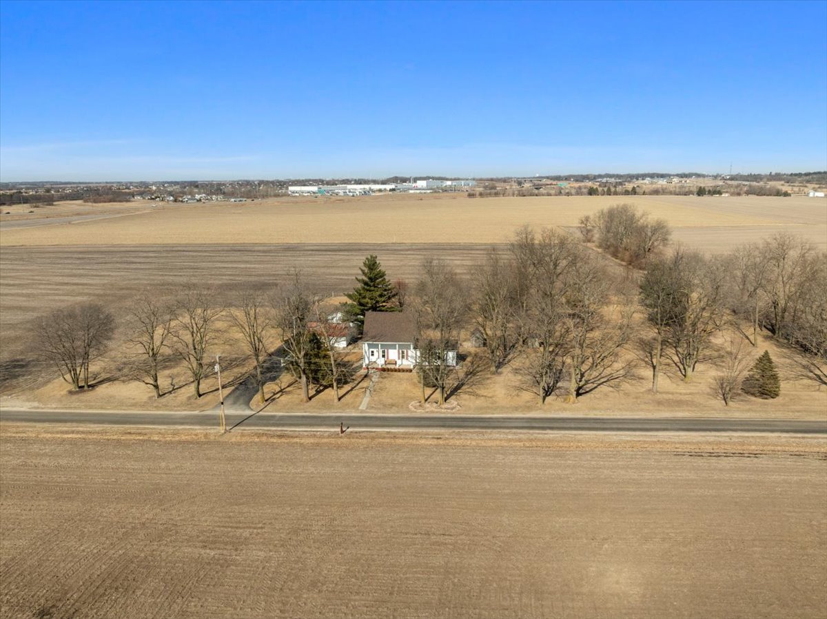 2411 Goldberg Road, Bloomington, IL 61705