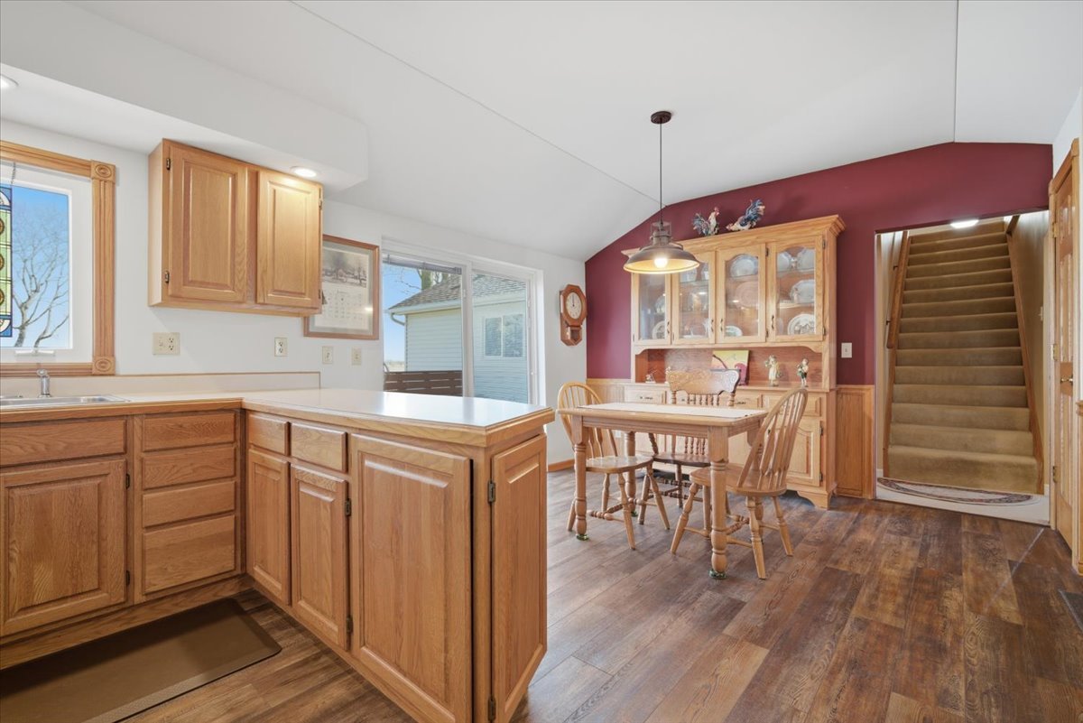 2411 Goldberg Road, Bloomington, IL 61705