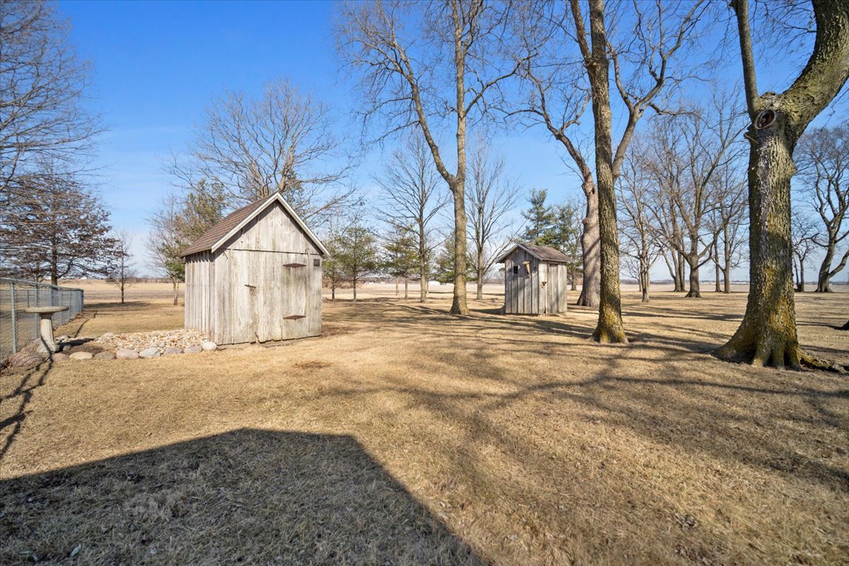 2411 Goldberg Road, Bloomington, IL 61705