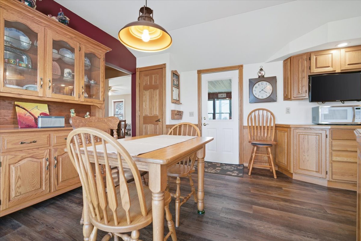 2411 Goldberg Road, Bloomington, IL 61705