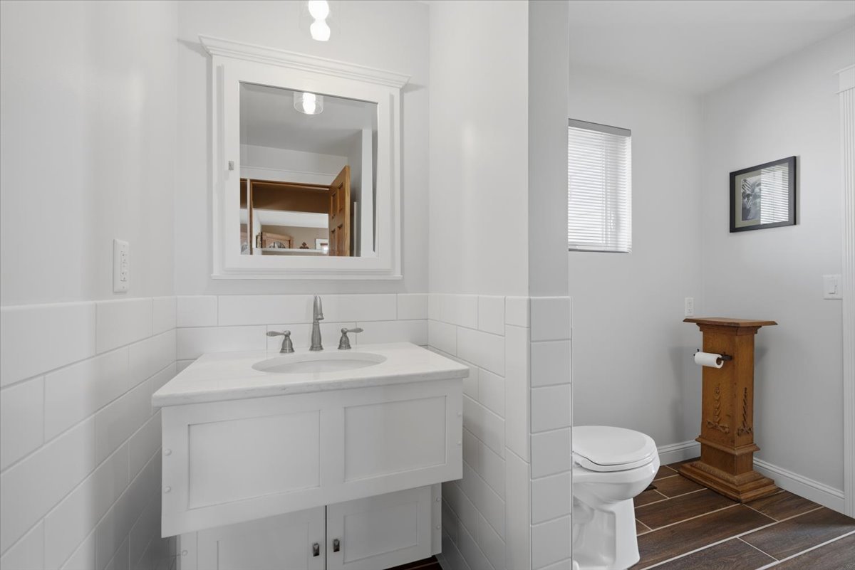 2411 Goldberg Road, Bloomington, IL 61705