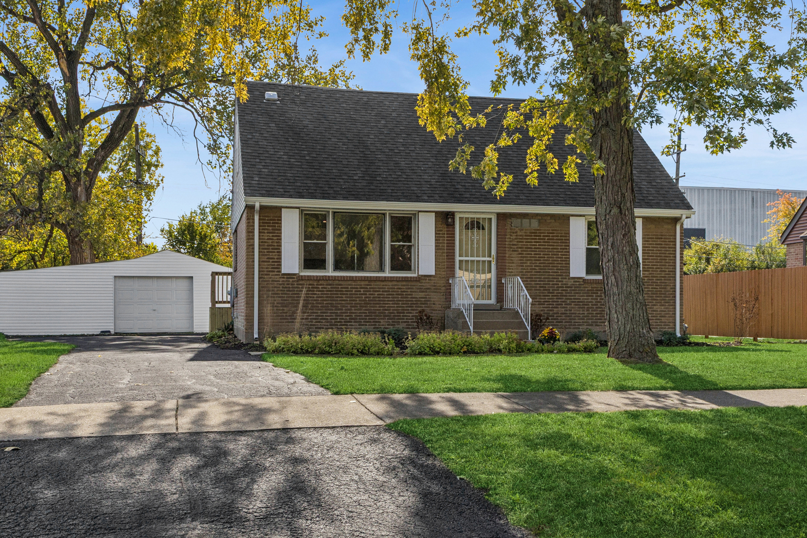 7705 Columbia Drive, Bridgeview, IL 60455