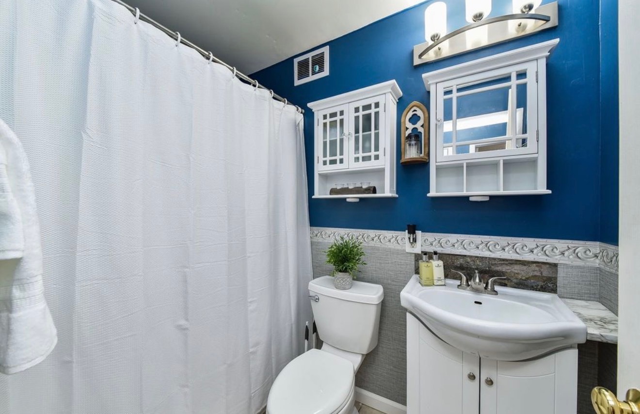 1342 S 14th Street #A2, St. Charles, IL 60174