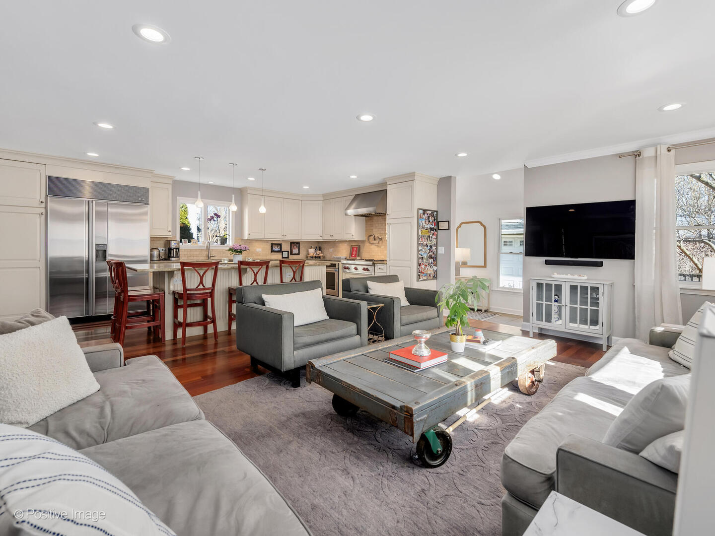 4049 Harvey Avenue, Western Springs, IL 60558