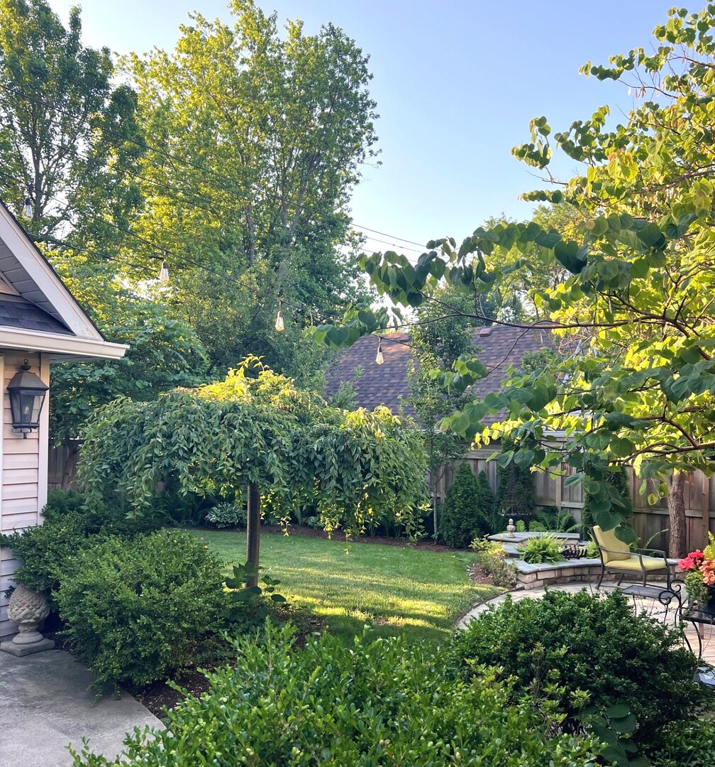 4049 Harvey Avenue, Western Springs, IL 60558