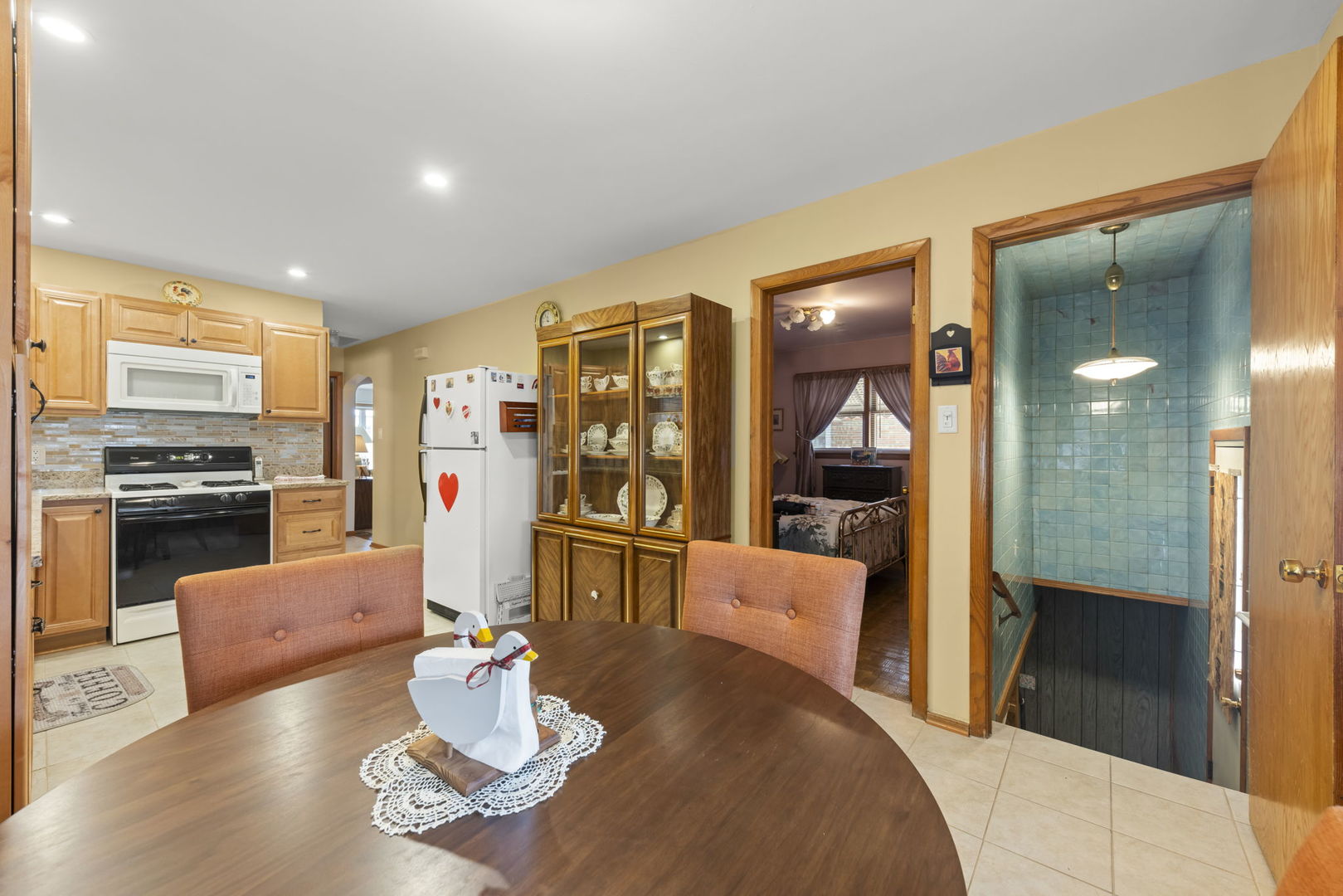 5055 S Kilbourn Avenue, Chicago, IL 60632