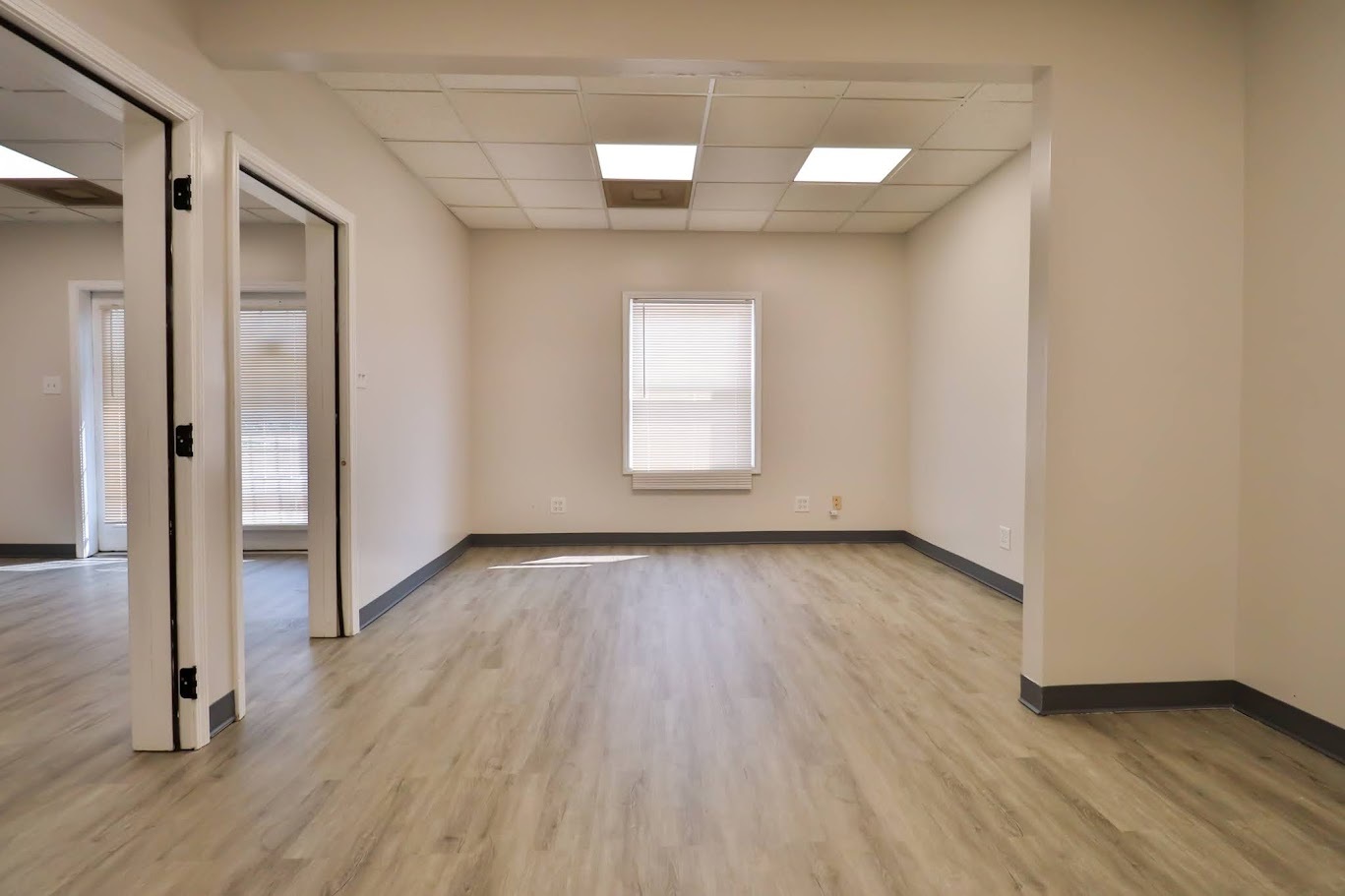 4701-4731 W Midlothian Turnpike, Crestwood, IL 60418