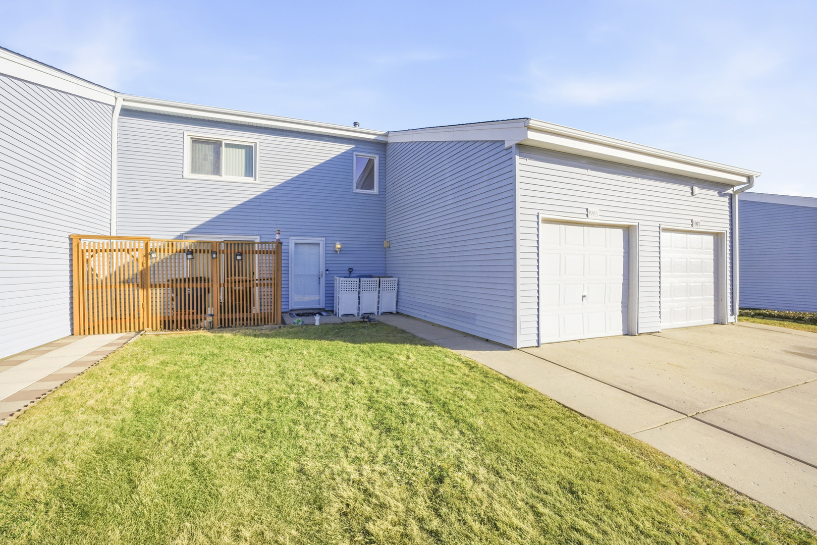 1905 Basswood Lane, Glendale Heights, IL 60139