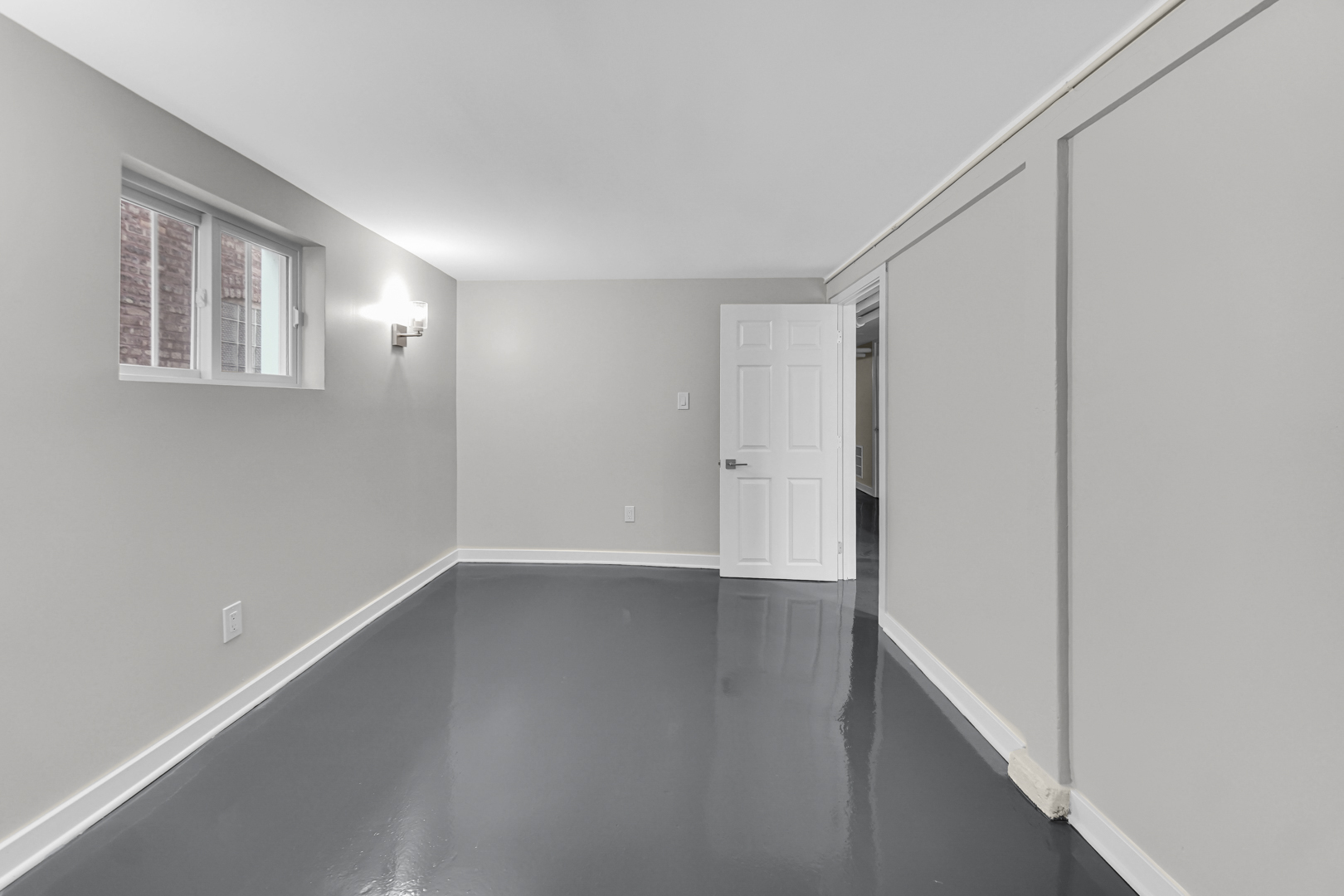 6017 S Washtenaw Avenue, Chicago, IL 60629