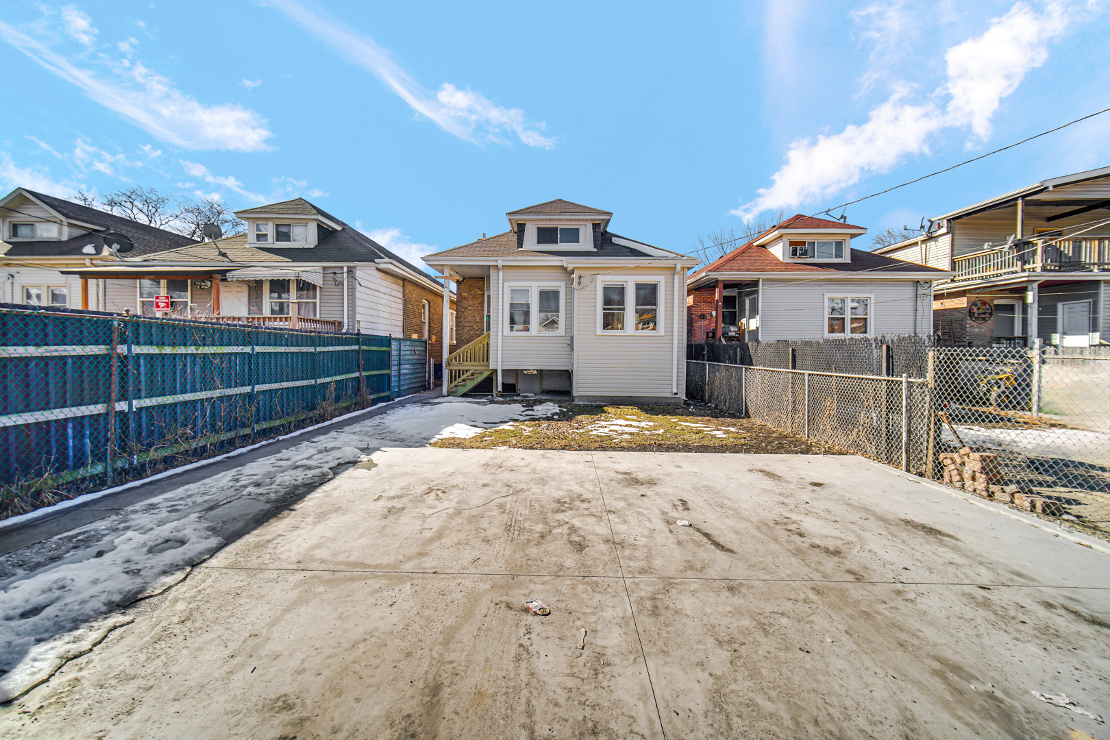 6017 S Washtenaw Avenue, Chicago, IL 60629