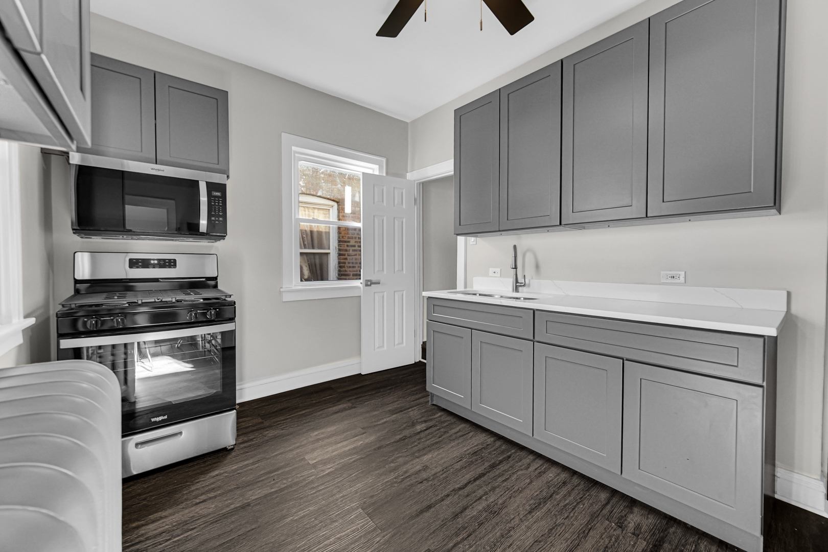 6017 S Washtenaw Avenue, Chicago, IL 60629