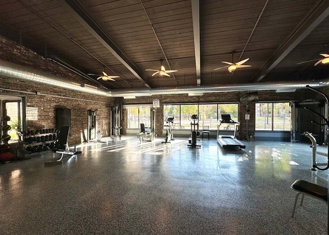 120 Lakeview Drive #110, Bloomingdale, IL 60108