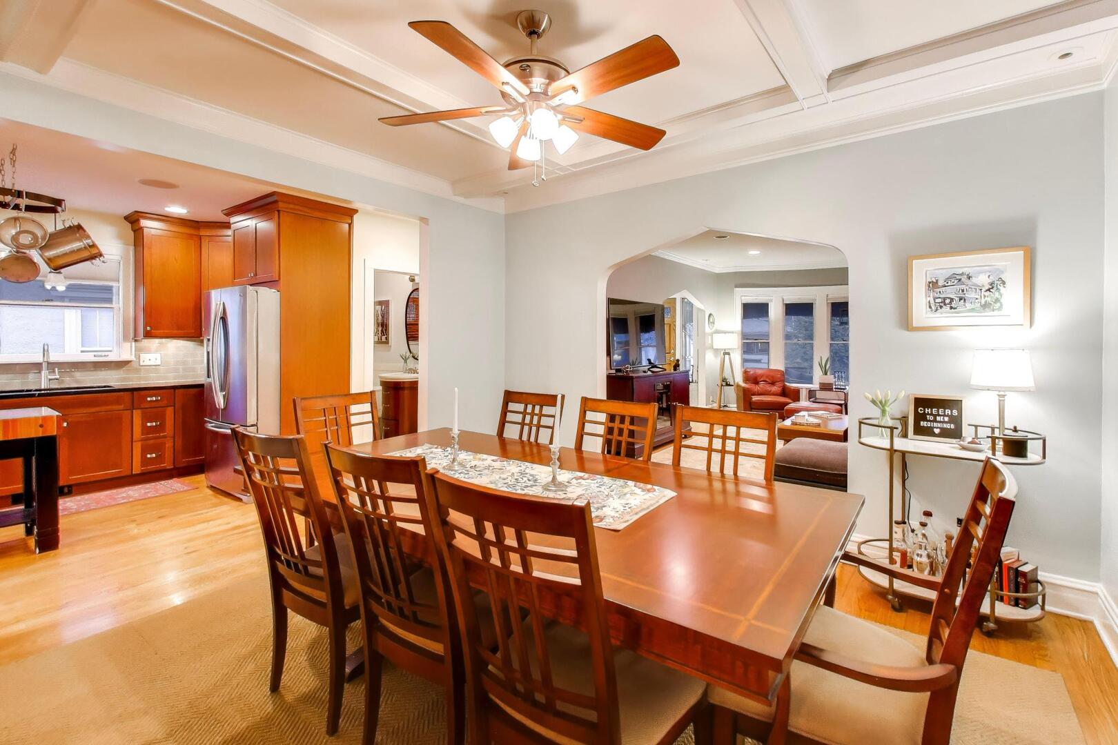 921 Wenonah Avenue, Oak Park, IL 60304