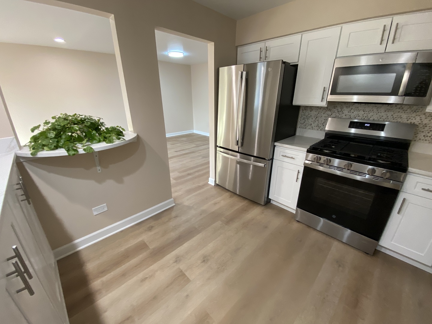 17 Parkside Court #7, Vernon Hills, IL 60061