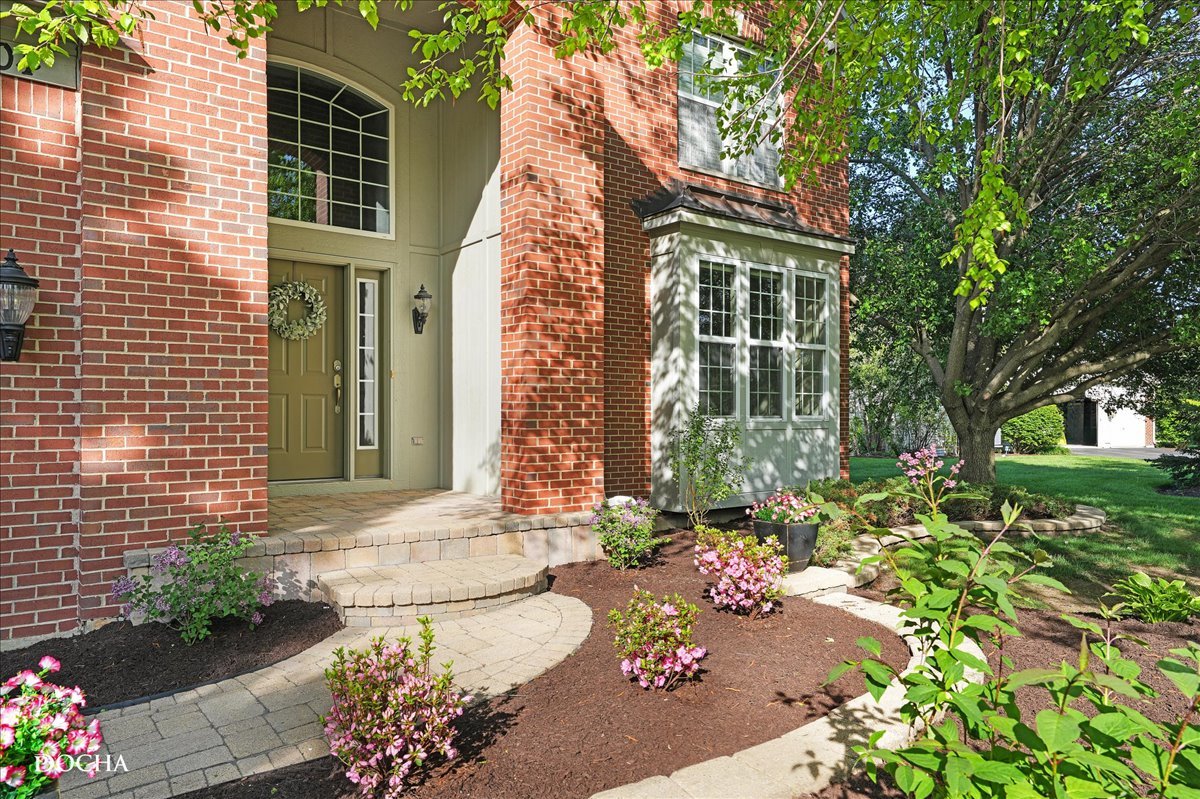 25004 W Prairie Grove Drive, Plainfield, IL 60585