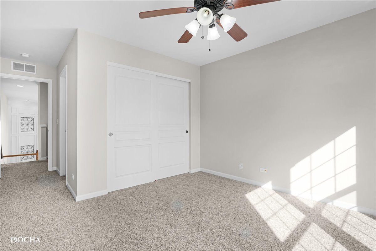 25004 W Prairie Grove Drive, Plainfield, IL 60585