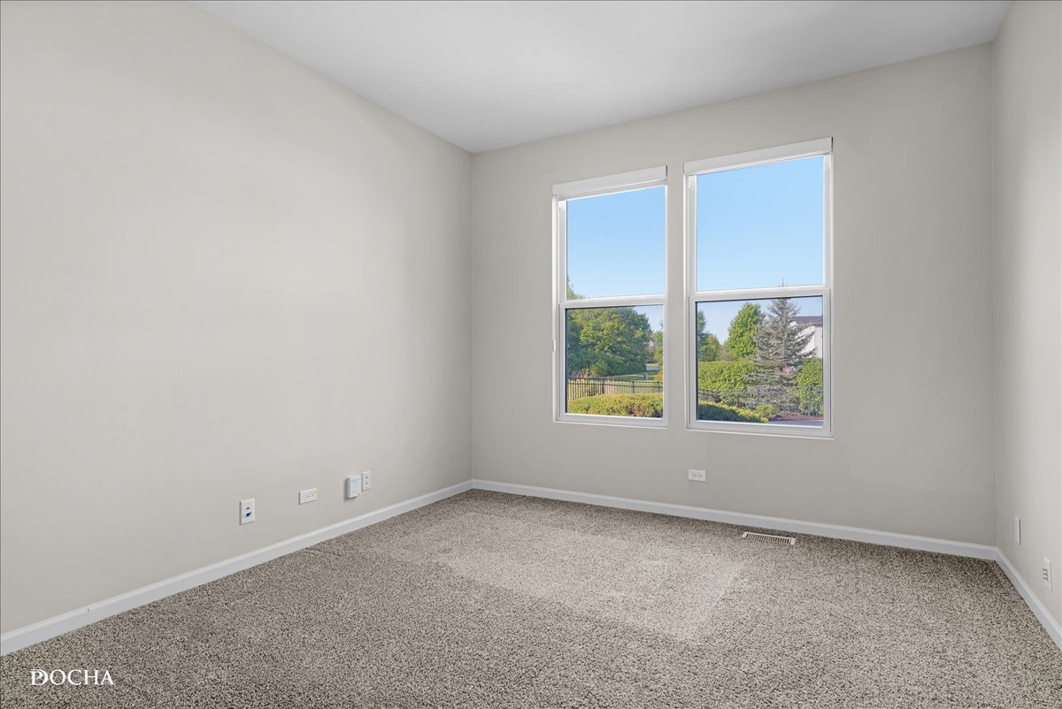 25004 W Prairie Grove Drive, Plainfield, IL 60585