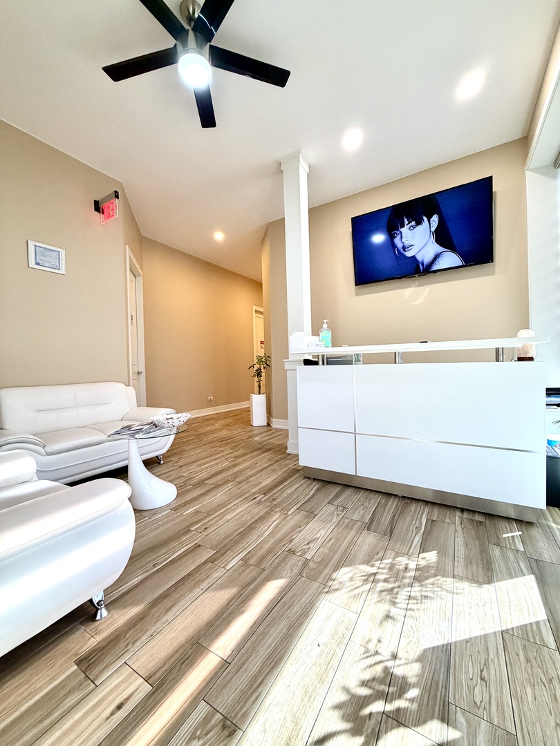 1315 N Larrabee Street, Chicago, IL 60610