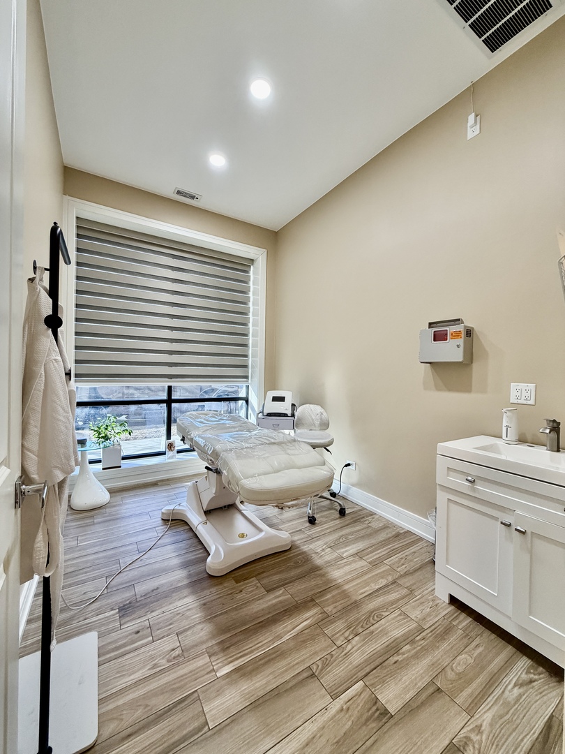 1315 N Larrabee Street, Chicago, IL 60610