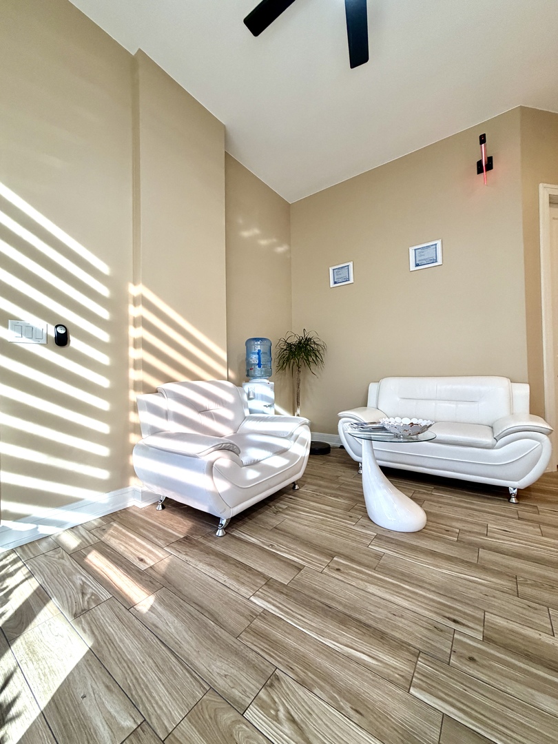 1315 N Larrabee Street, Chicago, IL 60610