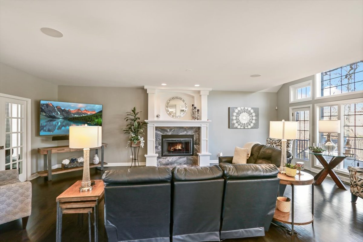 519 Litchfield Lane, Bartlett, IL 60103