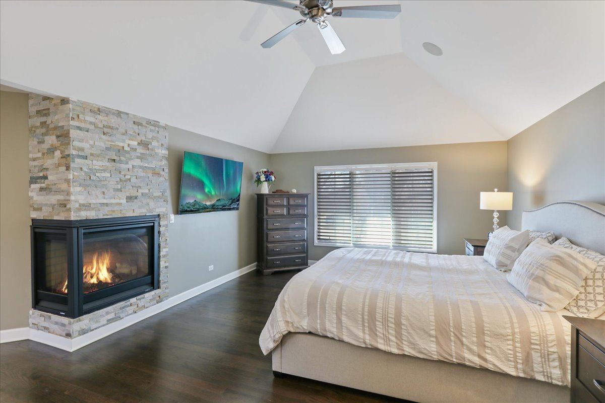 519 Litchfield Lane, Bartlett, IL 60103