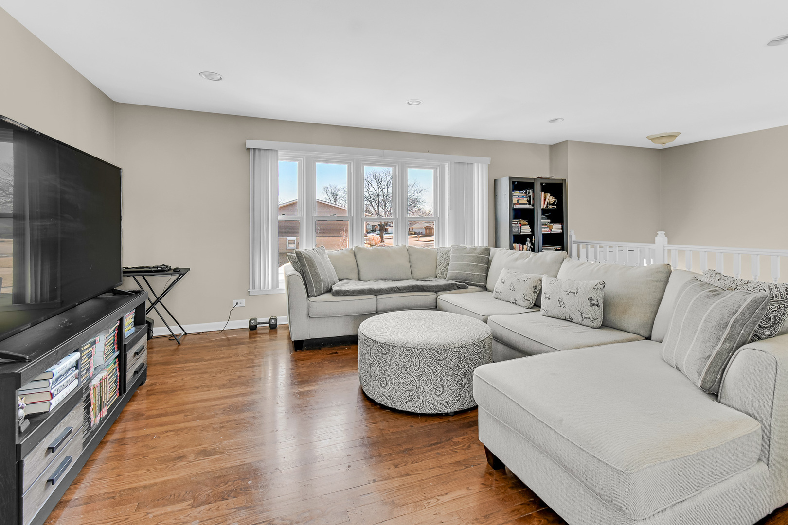 6200 Rob Roy Drive, Oak Forest, IL 60452