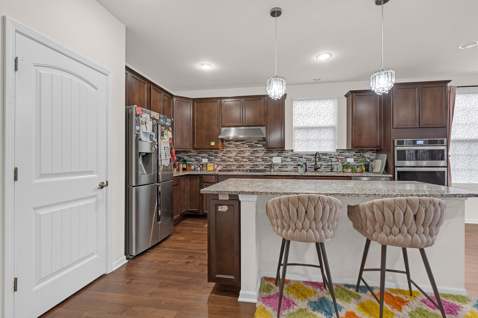 61 Pacific Avenue, Hawthorn Woods, IL 60047