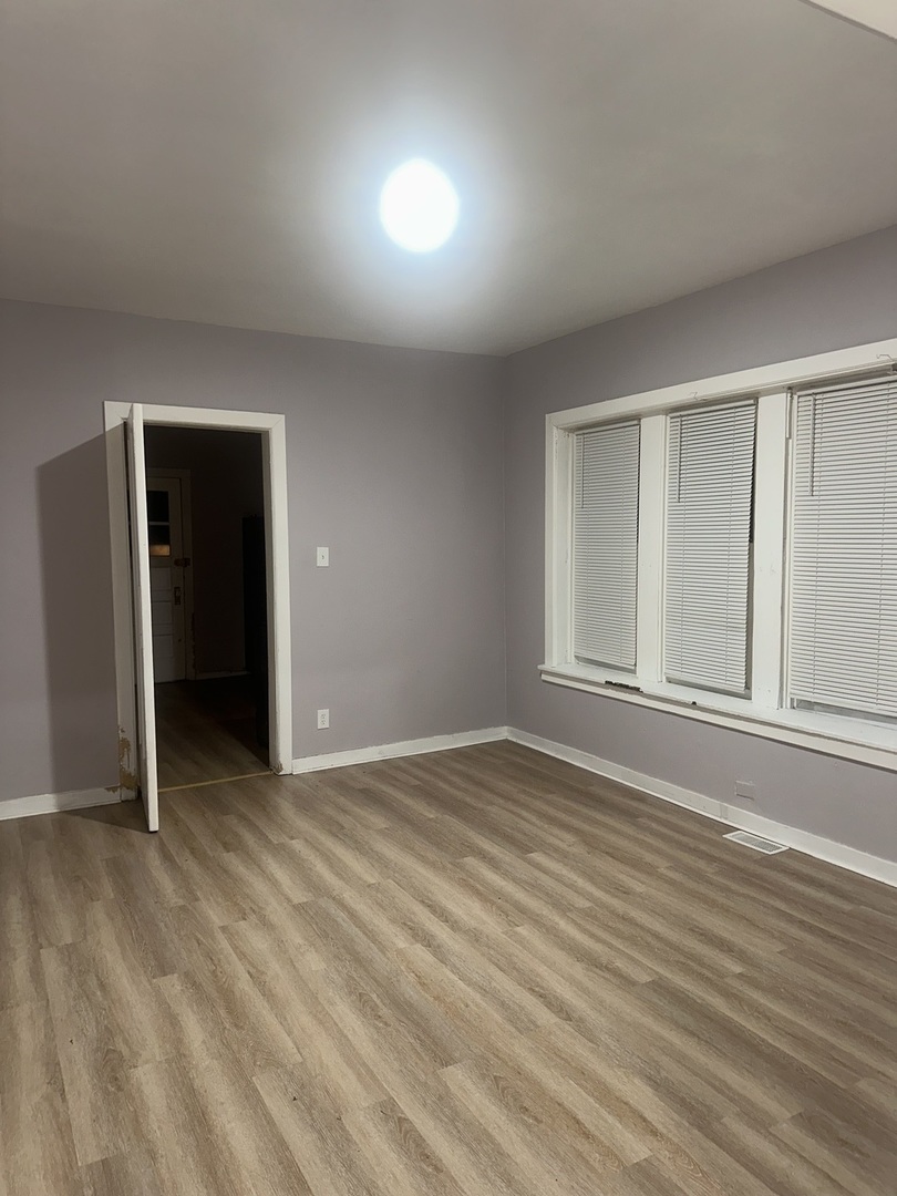 8017 S Saint Lawrence Avenue #1, Chicago, IL 60619