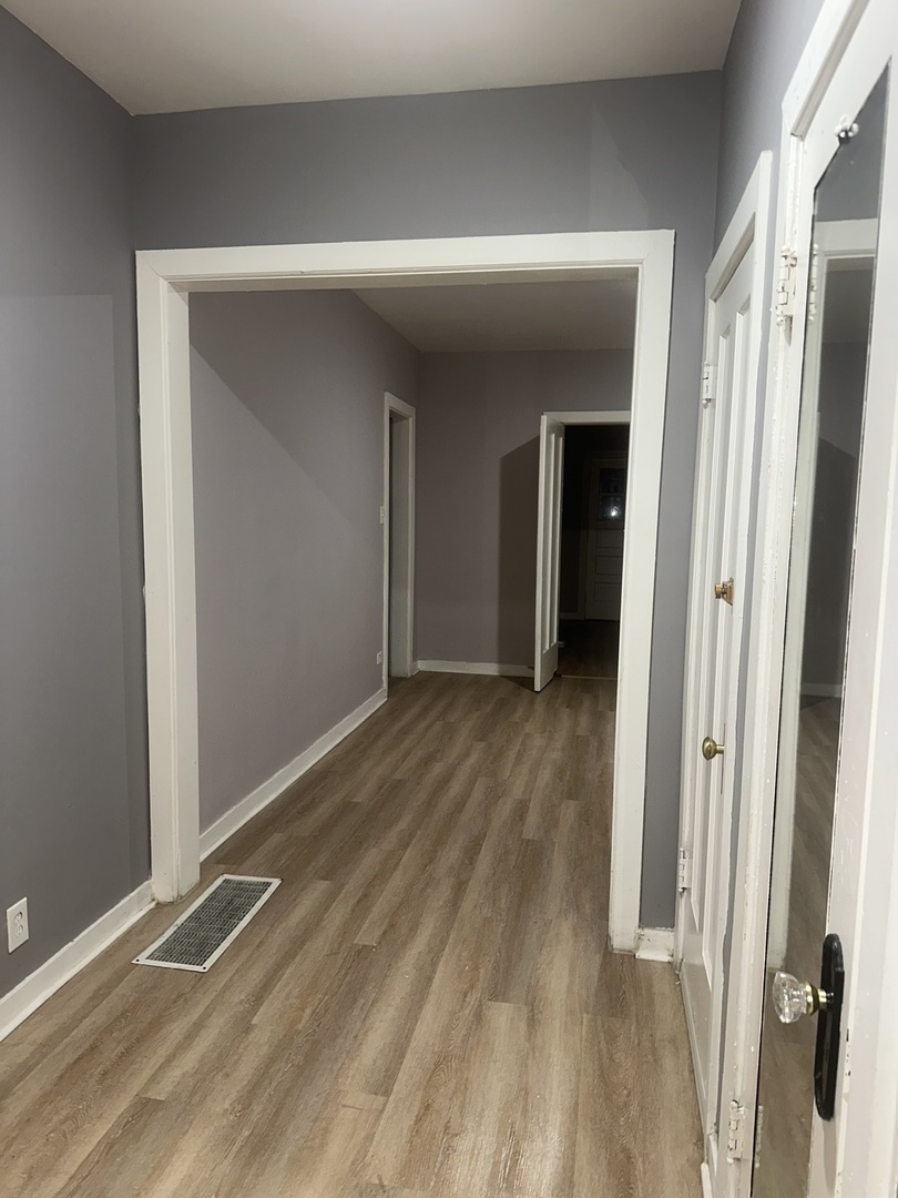 8017 S Saint Lawrence Avenue #1, Chicago, IL 60619