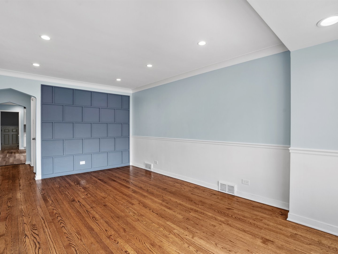 12321 S Green Street, Calumet Park, IL 60827