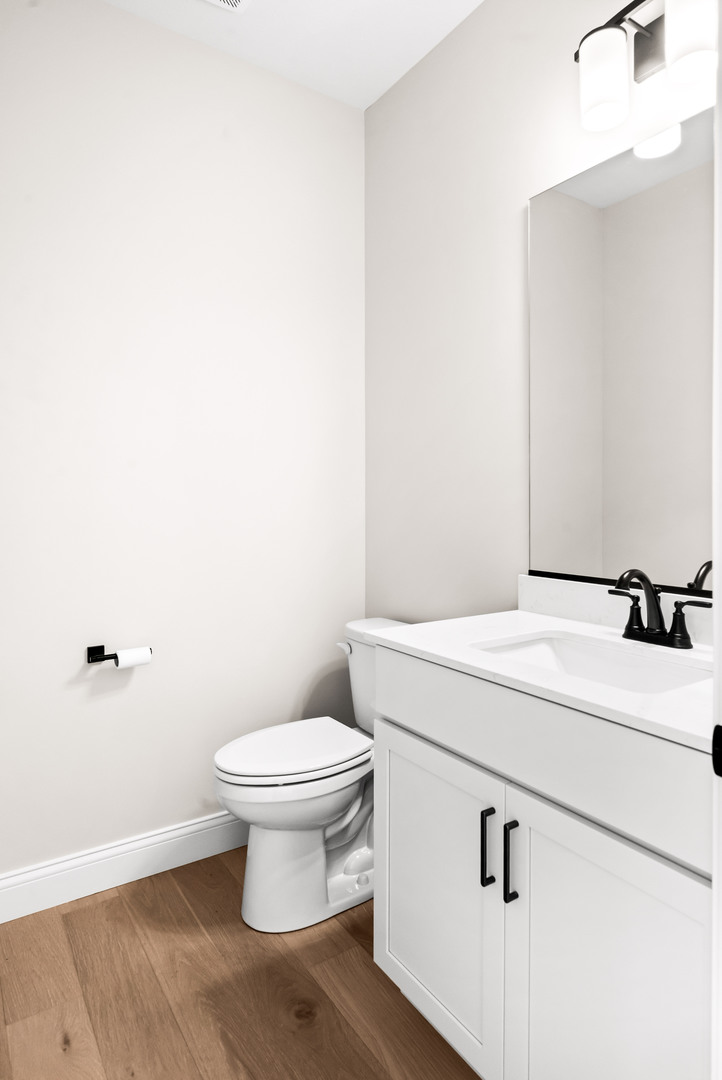 5211 Castlebar Drive, Bloomington, IL 61705