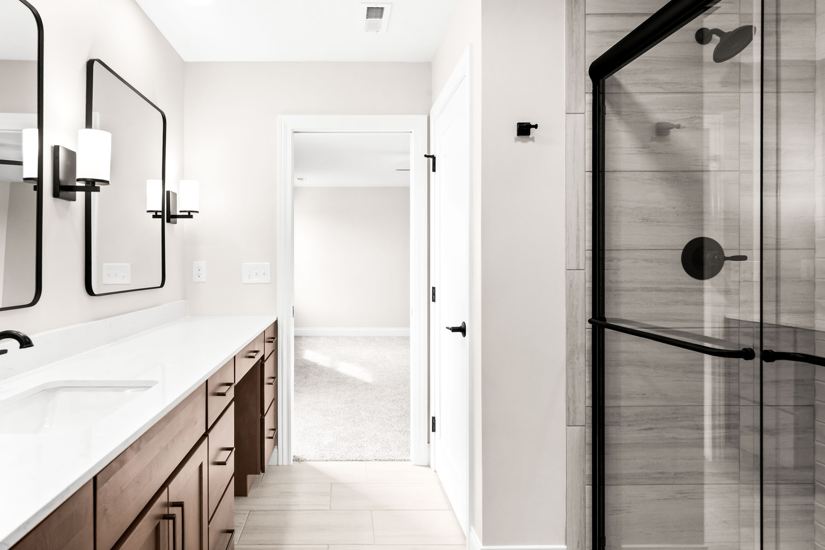 5211 Castlebar Drive, Bloomington, IL 61705