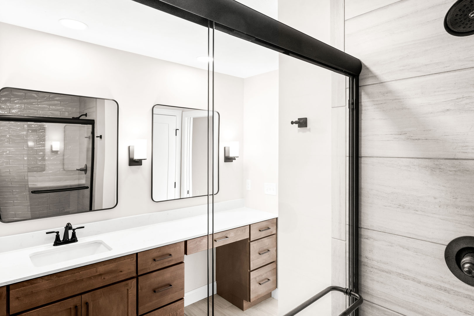 5211 Castlebar Drive, Bloomington, IL 61705