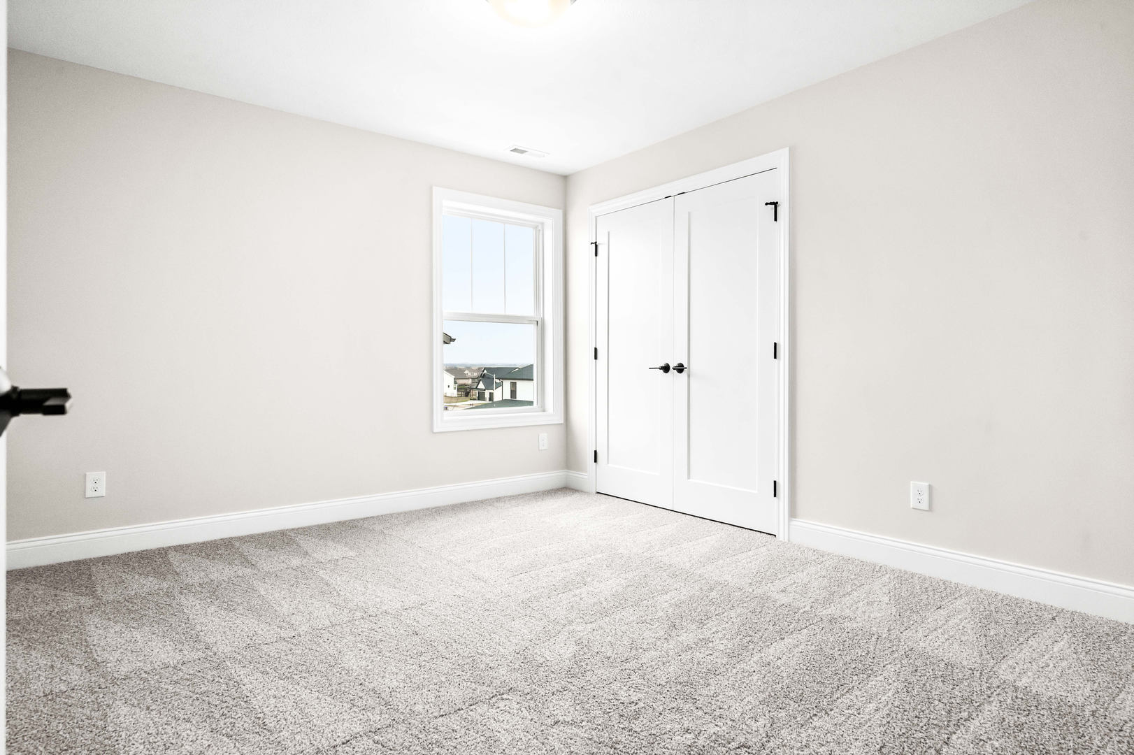 5211 Castlebar Drive, Bloomington, IL 61705