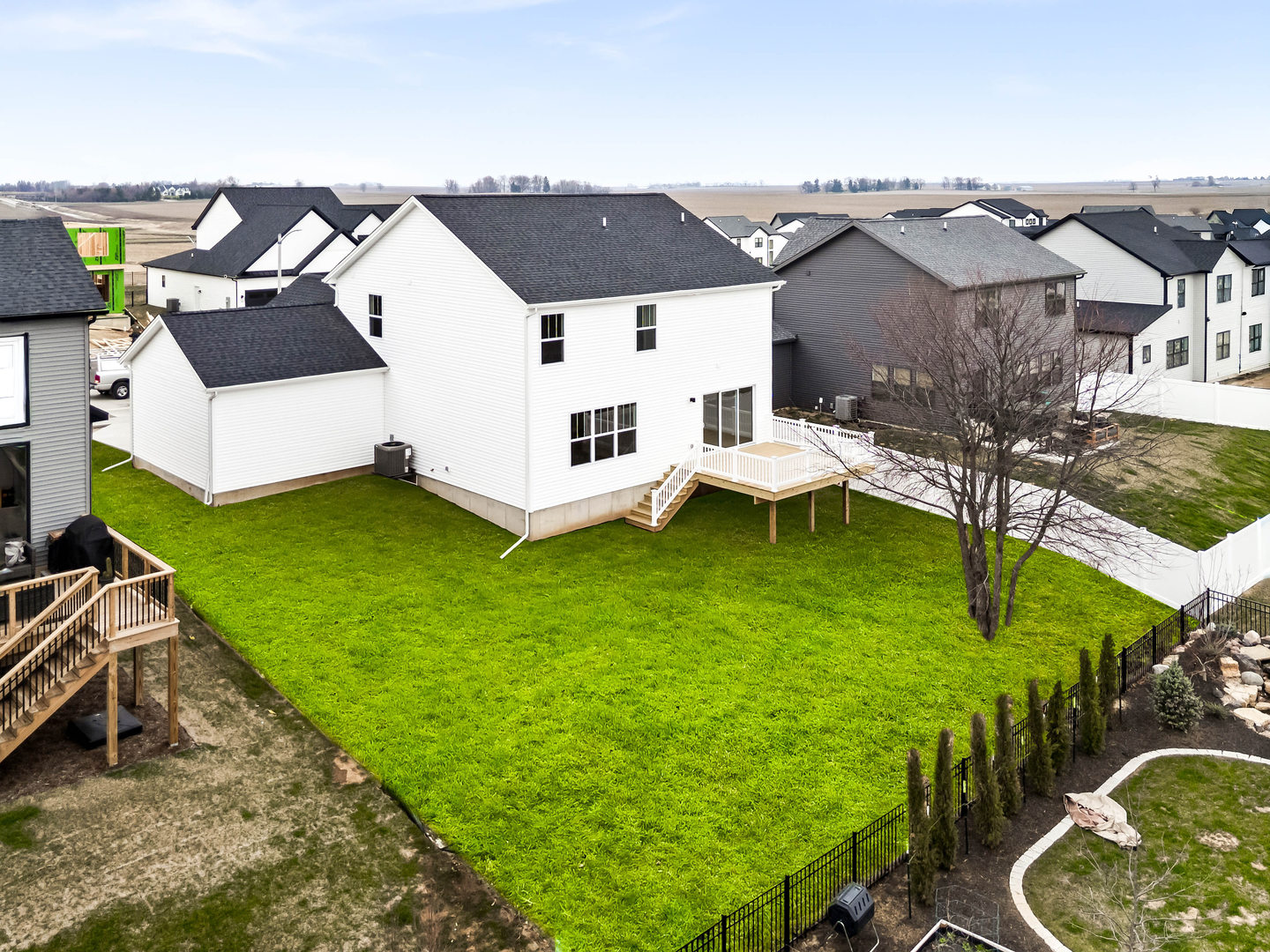 5211 Castlebar Drive, Bloomington, IL 61705