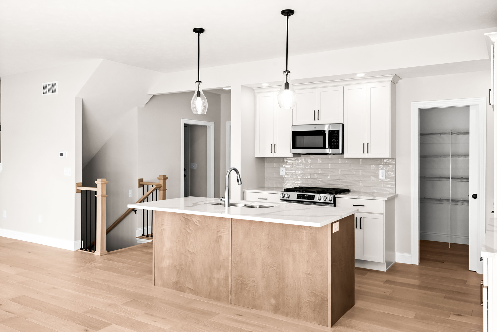 5211 Castlebar Drive, Bloomington, IL 61705