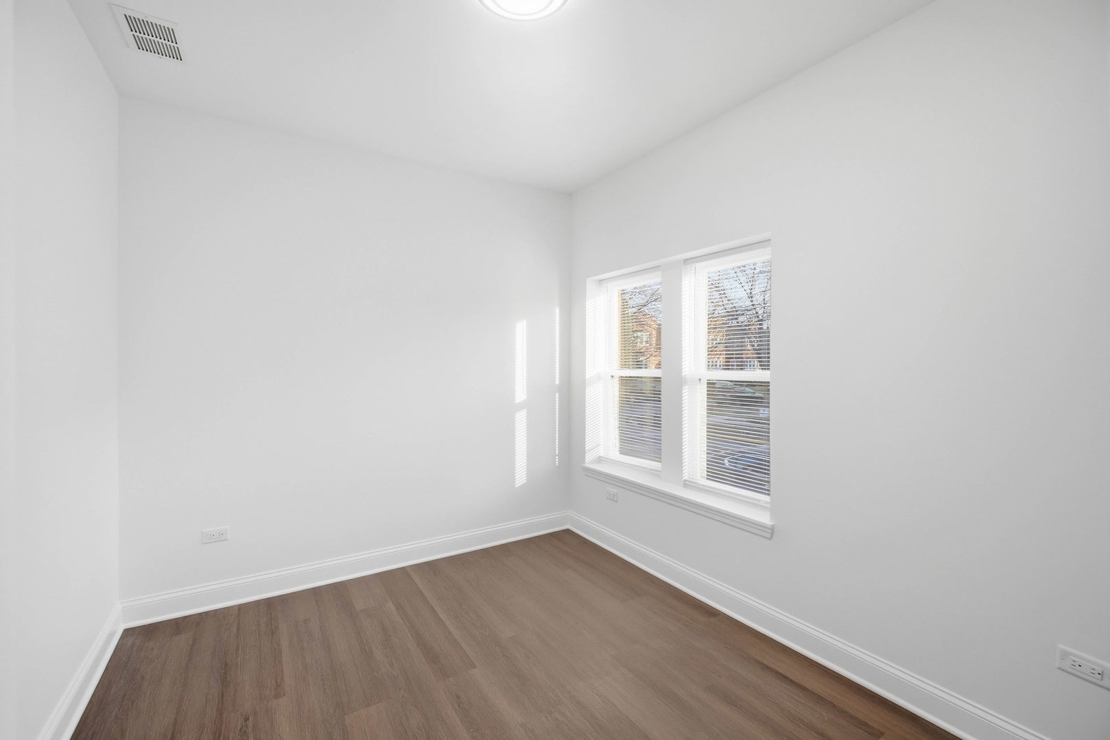 1942 Elmwood Avenue #2F, Berwyn, IL 60402