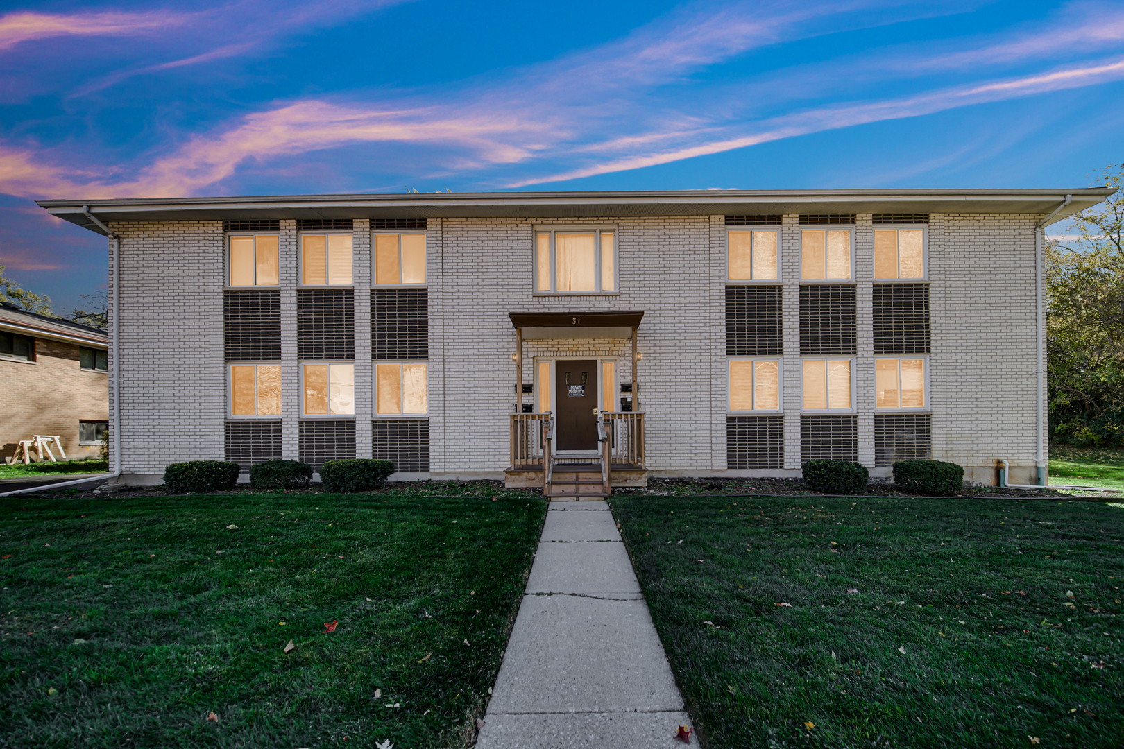 31 Wellington Avenue #1, Mundelein, IL 60060