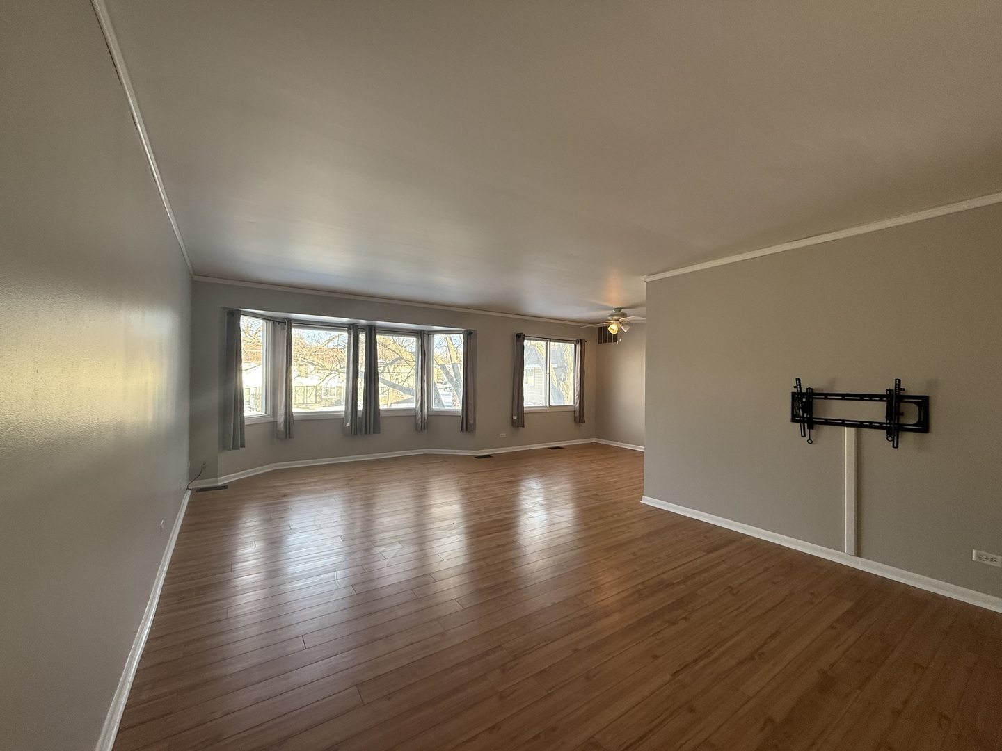 3108 Roberts Drive #5, Woodridge, IL 60517