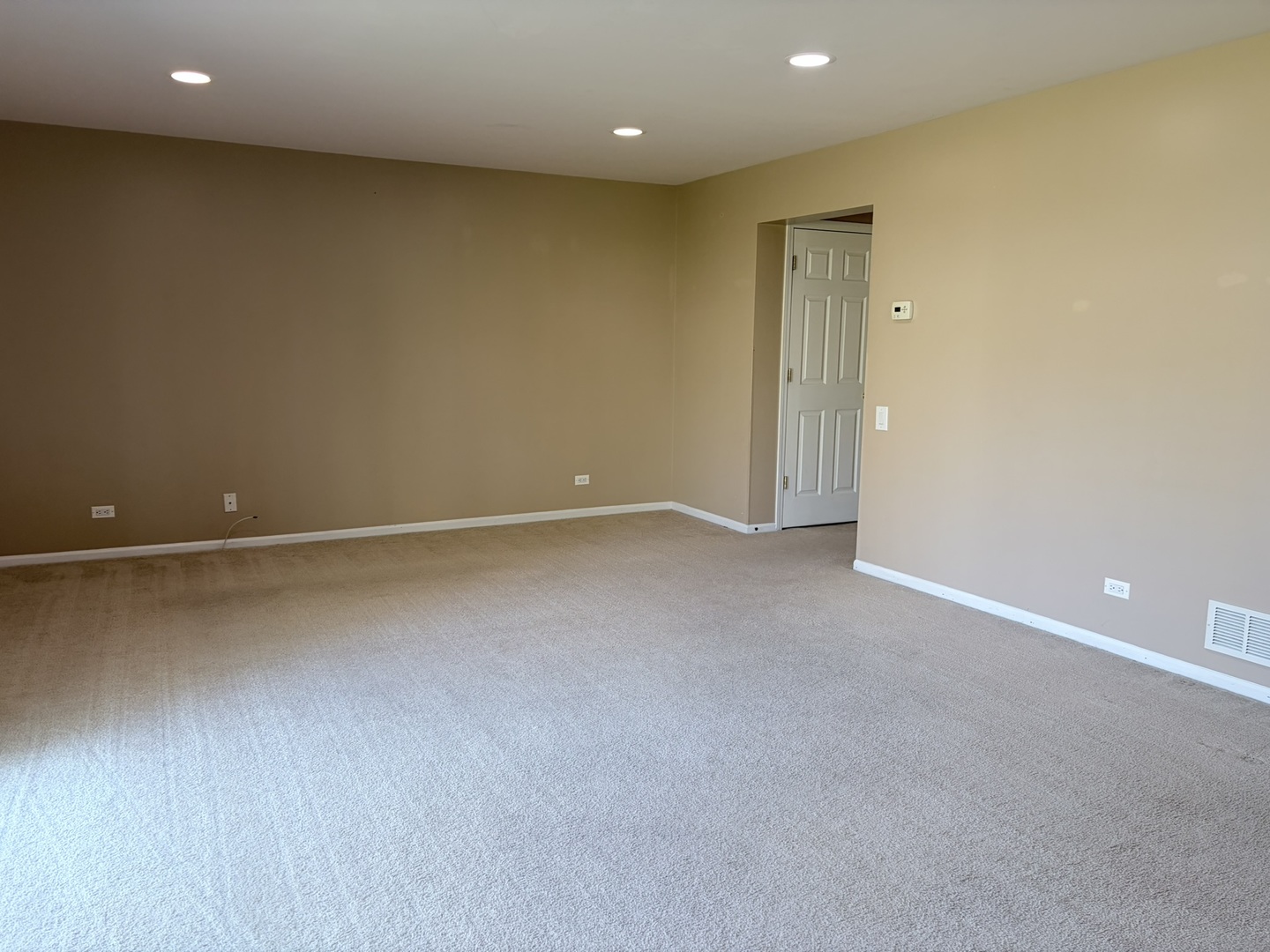 1428 W Sapphire Drive, Hoffman Estates, IL 60192