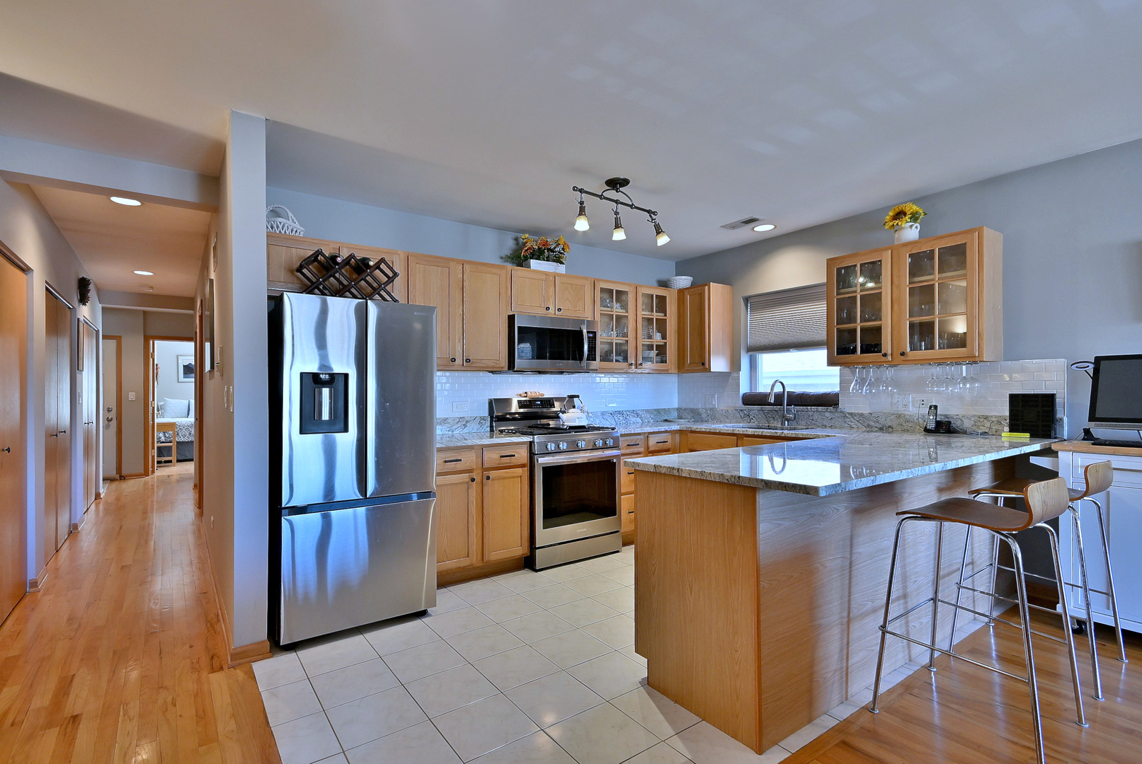 5709 W Lawrence Avenue #3W, Chicago, IL 60630