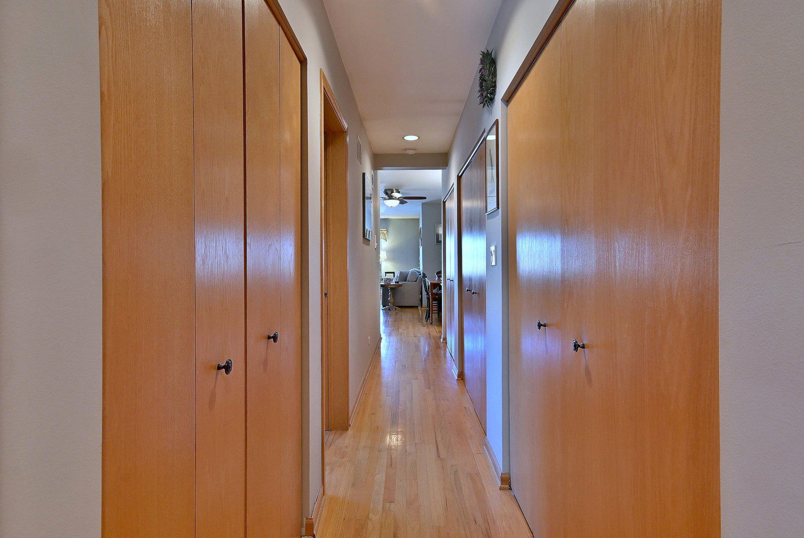 5709 W Lawrence Avenue #3W, Chicago, IL 60630