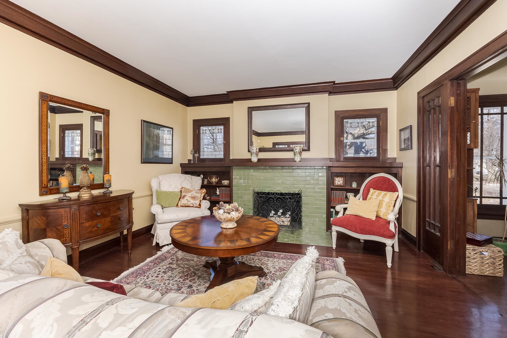 1926 E Oakland Avenue, Bloomington, IL 61701